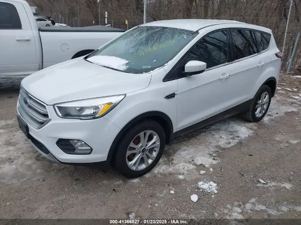 1FMCU0GD0HUC35668 2017 FORD ESCAPE - Image 2