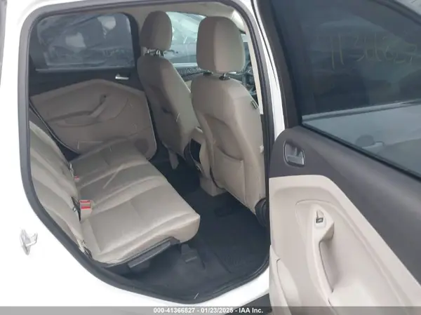 1FMCU0GD0HUC35668 2017 FORD ESCAPE - Image 8
