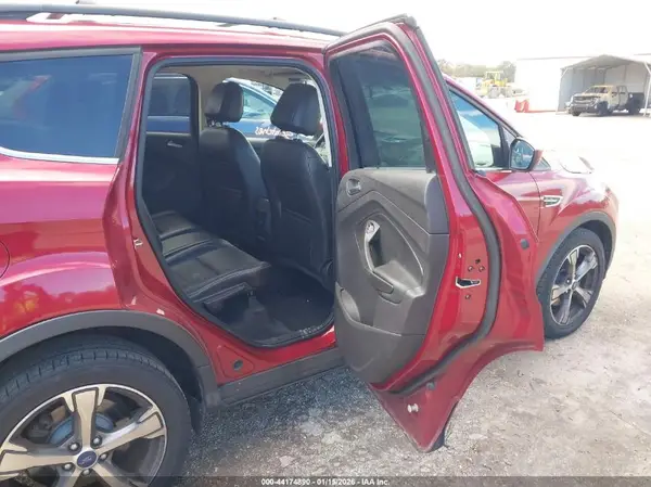 1FMCU0GD0HUC43804 2017 FORD ESCAPE - Image 8