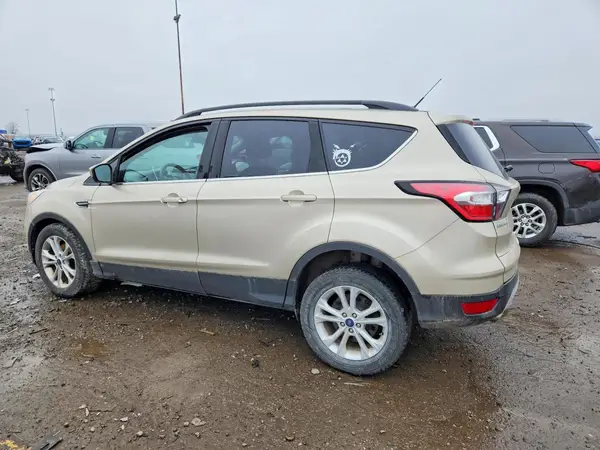 1FMCU0GD0HUC64104 2017 FORD ESCAPE - Image 2