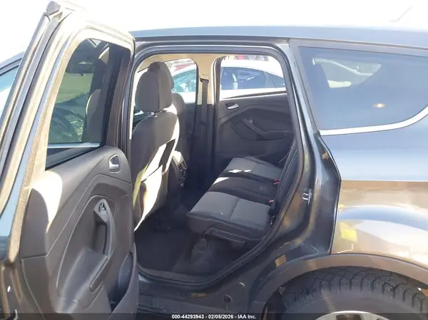 1FMCU0GD0HUC72672 2017 FORD ESCAPE - Image 8