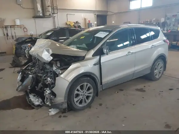 1FMCU0GD0HUC93439 2017 FORD ESCAPE - Image 2