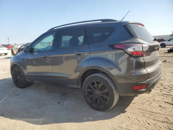 1FMCU0GD0HUD15844 2017 FORD ESCAPE - Image 2