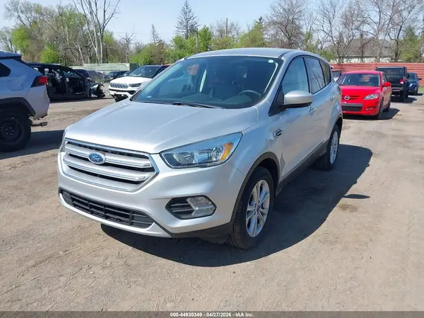 1FMCU0GD0HUD17884 2017 FORD ESCAPE - Image 2
