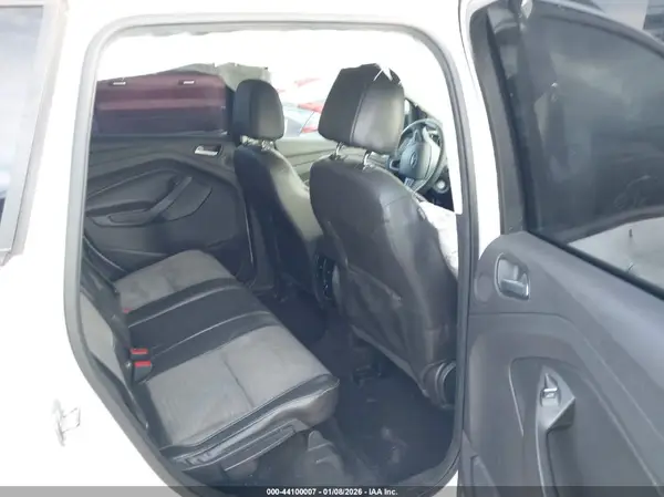 1FMCU0GD0HUD18422 2017 FORD ESCAPE - Image 8