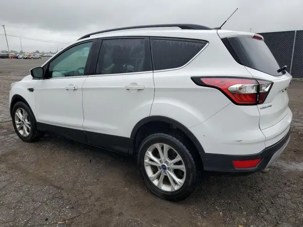 1FMCU0GD0HUD38668 2017 FORD ESCAPE - Image 2
