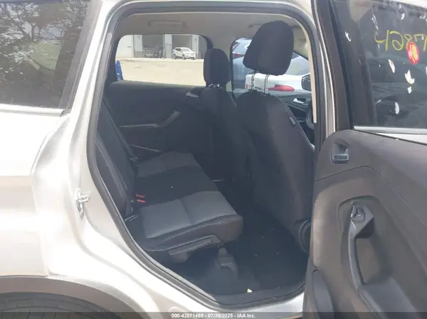 1FMCU0GD0HUD38976 2017 FORD ESCAPE - Image 8