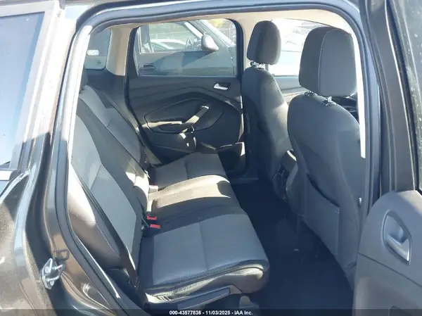 1FMCU0GD0HUD45099 2017 FORD ESCAPE - Image 8