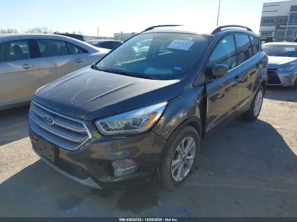 1FMCU0GD0HUD52876 2017 FORD ESCAPE - Image 2