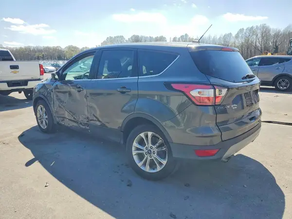 1FMCU0GD0HUD71962 2017 FORD ESCAPE - Image 2