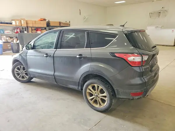 1FMCU0GD0HUD75266 2017 FORD ESCAPE - Image 2