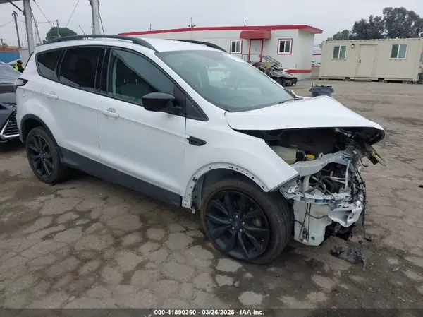 1FMCU0GD0HUD77275 2017 FORD ESCAPE - Image 1
