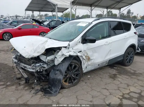 1FMCU0GD0HUD77275 2017 FORD ESCAPE - Image 2