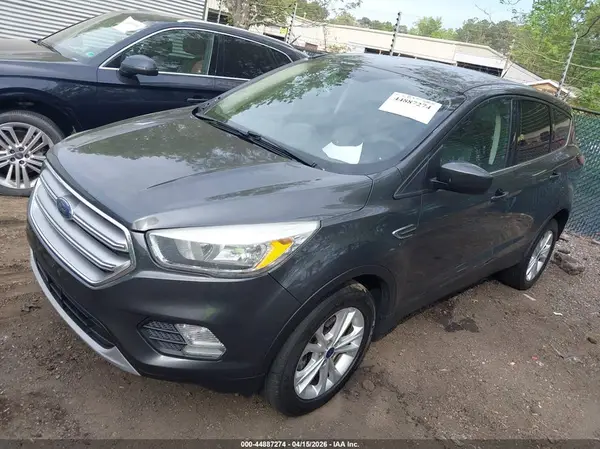 1FMCU0GD0HUD95324 2017 FORD ESCAPE - Image 2