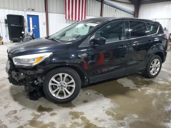 1FMCU0GD0HUE01512 2017 FORD ESCAPE - Image 1