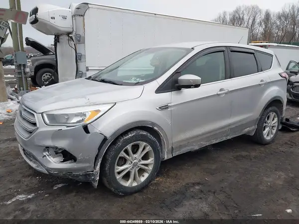 1FMCU0GD0HUE12090 2017 FORD ESCAPE - Image 2