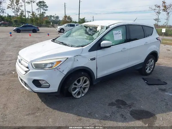 1FMCU0GD0HUE17127 2017 FORD ESCAPE - Image 2