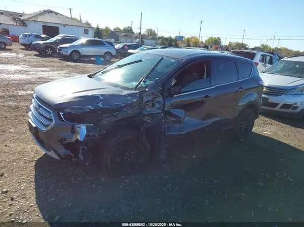 1FMCU0GD0HUE21632 2017 FORD ESCAPE - Image 2