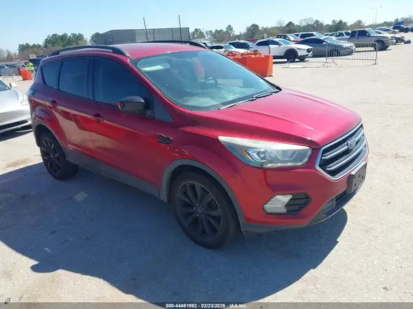 1FMCU0GD0HUE47020 2017 FORD ESCAPE - Image 1