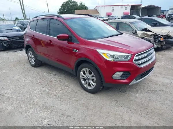 1FMCU0GD0HUE64920 2017 FORD ESCAPE - Image 1