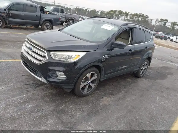 1FMCU0GD0HUE84438 2017 FORD ESCAPE - Image 2