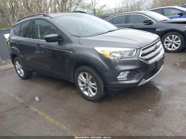 1FMCU0GD0HUE90062 2017 FORD ESCAPE - Image 1