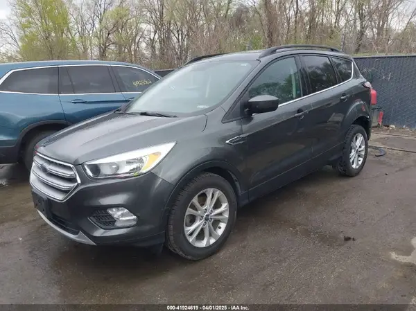 1FMCU0GD0HUE90062 2017 FORD ESCAPE - Image 2