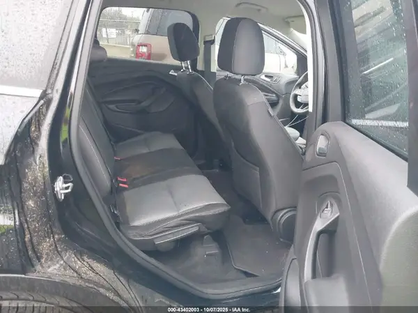 1FMCU0GD0HUF06485 2017 FORD ESCAPE - Image 8