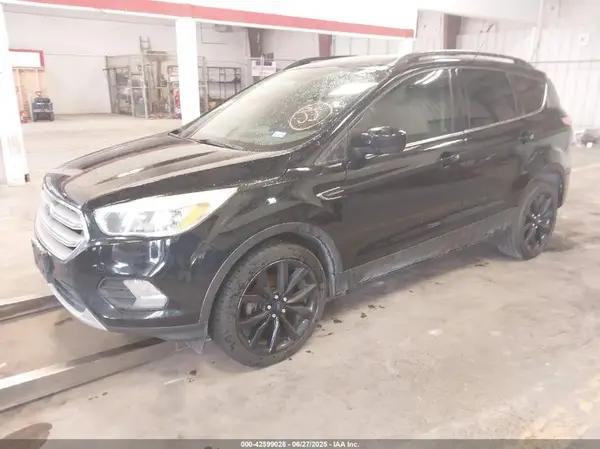 1FMCU0GD0JUA11323 2018 FORD ESCAPE - Image 2