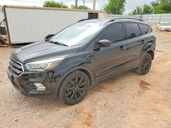 1FMCU0GD0JUA22662 2018 FORD ESCAPE - Image 1