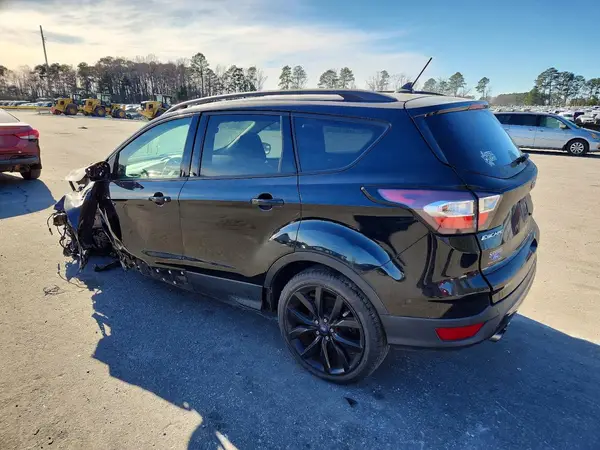 1FMCU0GD0JUA36769 2018 FORD ESCAPE - Image 2