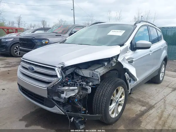 1FMCU0GD0JUA62885 2018 FORD ESCAPE - Image 2