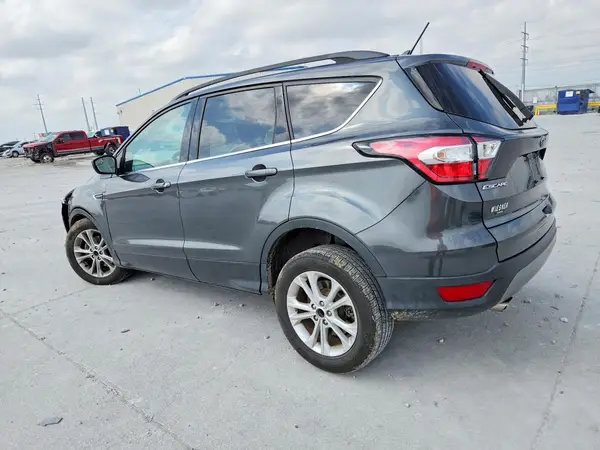 1FMCU0GD0JUA63602 2018 FORD ESCAPE - Image 2