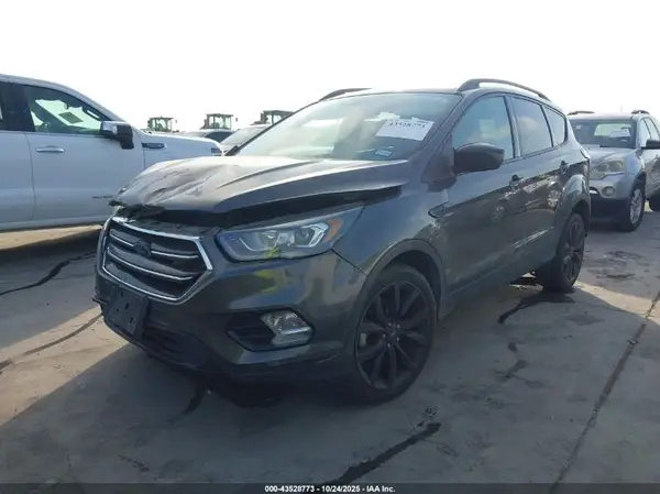 1FMCU0GD0JUA71411 2018 FORD ESCAPE - Image 2