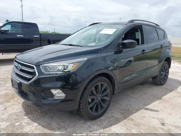 1FMCU0GD0JUA71716 2018 FORD ESCAPE - Image 2