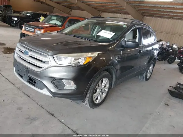 1FMCU0GD0JUA72865 2018 FORD ESCAPE - Image 2