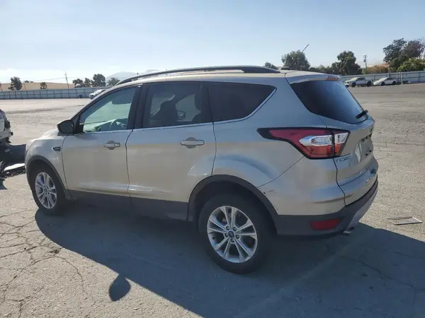 1FMCU0GD0JUA74597 2018 FORD ESCAPE - Image 2
