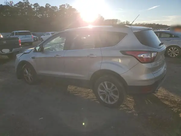 1FMCU0GD0JUA75961 2018 FORD ESCAPE - Image 2