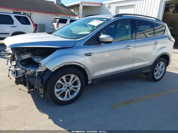 1FMCU0GD0JUA86992 2018 FORD ESCAPE - Image 2