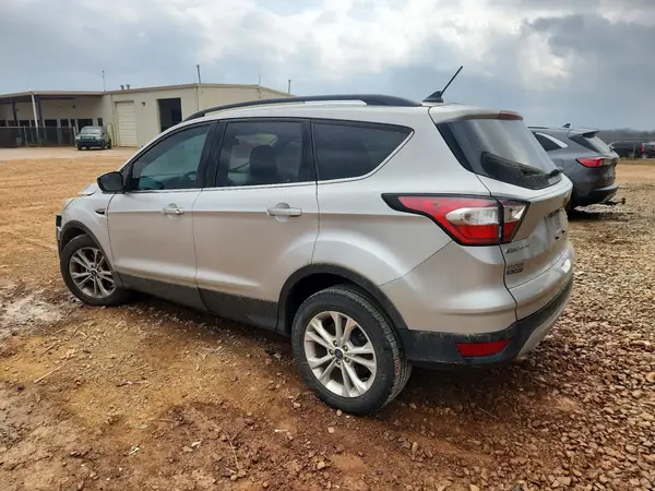 1FMCU0GD0JUA90623 2018 FORD ESCAPE - Image 2