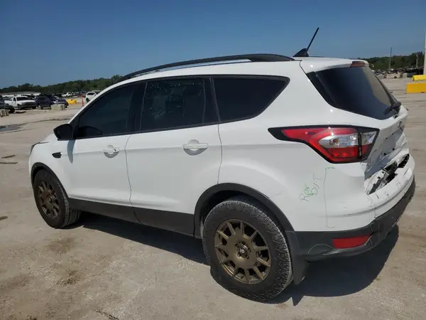 1FMCU0GD0JUA91447 2018 FORD ESCAPE - Image 2