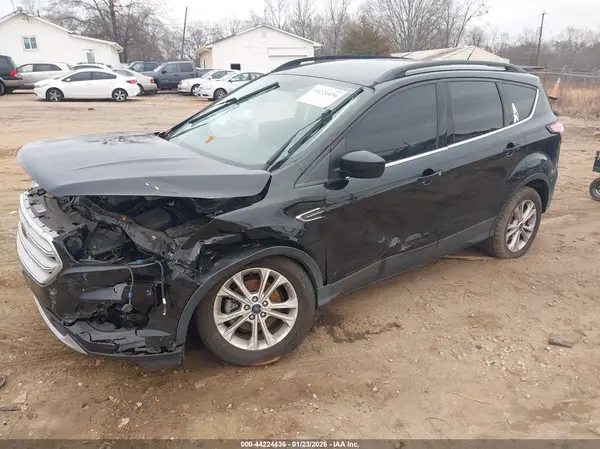 1FMCU0GD0JUA94039 2018 FORD ESCAPE - Image 2