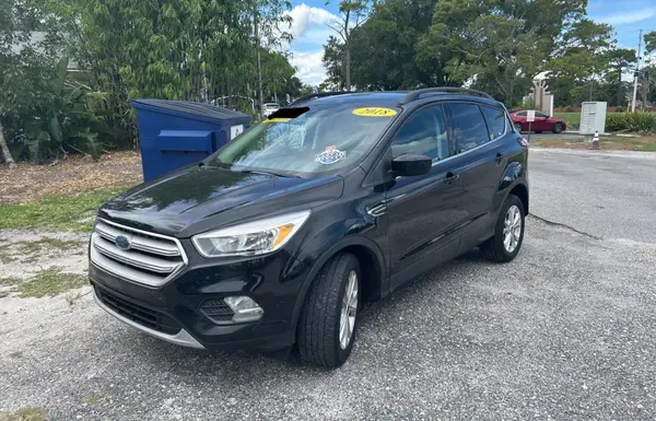 1FMCU0GD0JUB04763 2018 FORD ESCAPE - Image 2