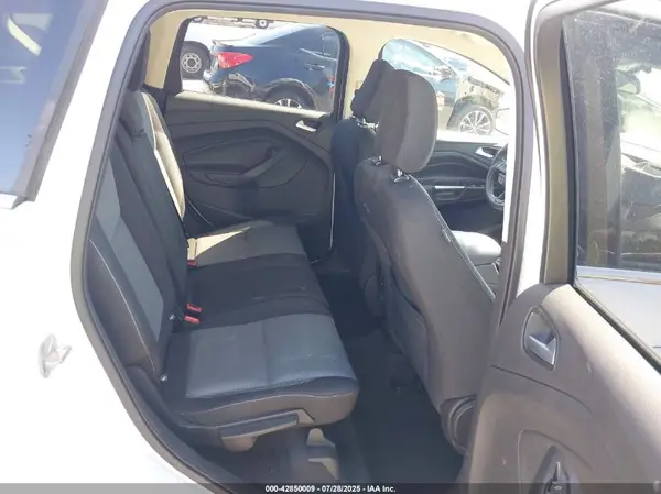 1FMCU0GD0JUB26214 2018 FORD ESCAPE - Image 8