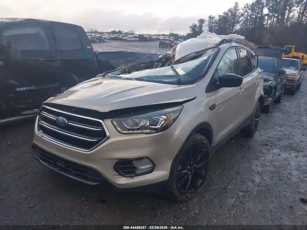 1FMCU0GD0JUB35219 2018 FORD ESCAPE - Image 2