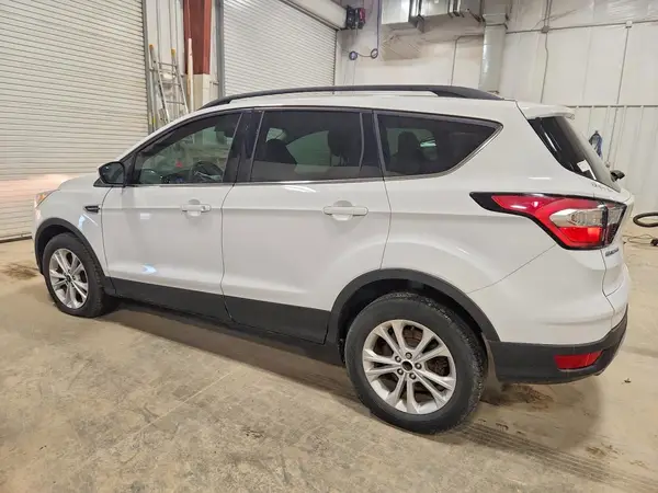 1FMCU0GD0JUB52490 2018 FORD ESCAPE - Image 2