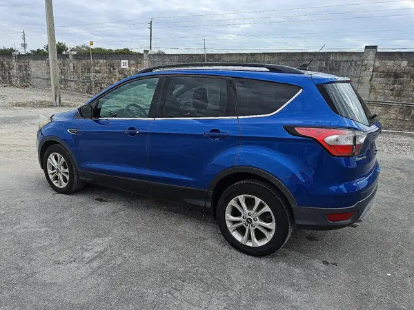 1FMCU0GD0JUB67815 2018 FORD ESCAPE - Image 2