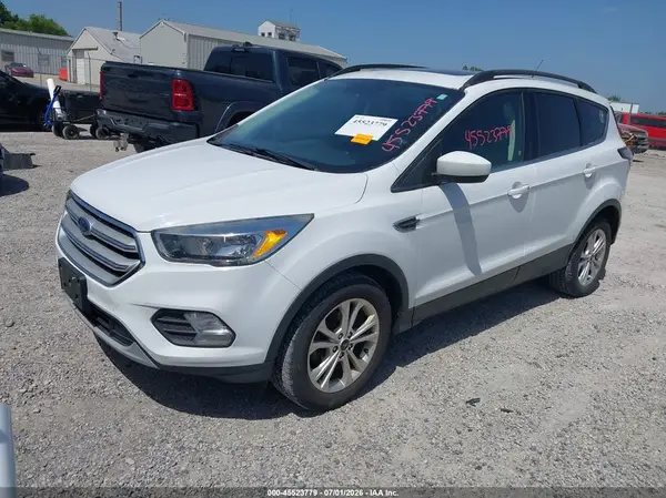 1FMCU0GD0JUB75588 2018 FORD ESCAPE - Image 2