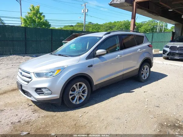 1FMCU0GD0JUB88907 2018 FORD ESCAPE - Image 2