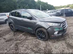 1FMCU0GD0JUB94352 2018 FORD ESCAPE